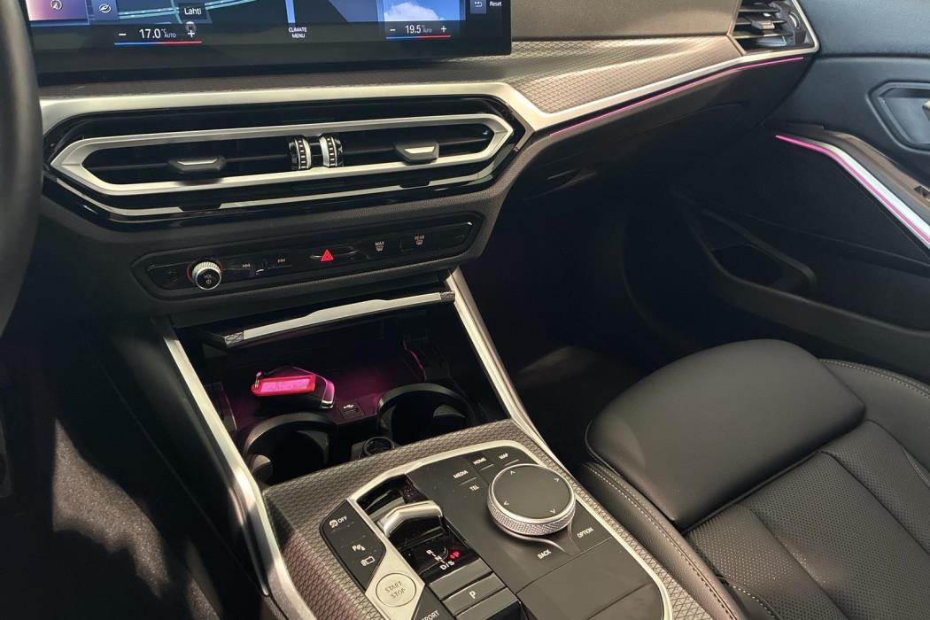 BMW 330 2024