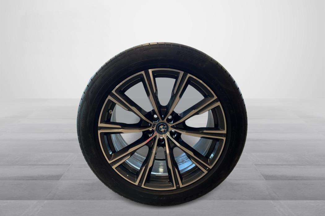 BMW X5 2022