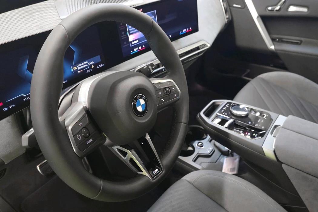 BMW iX 2026
