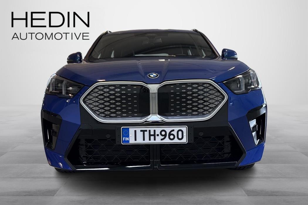 BMW iX2 2026