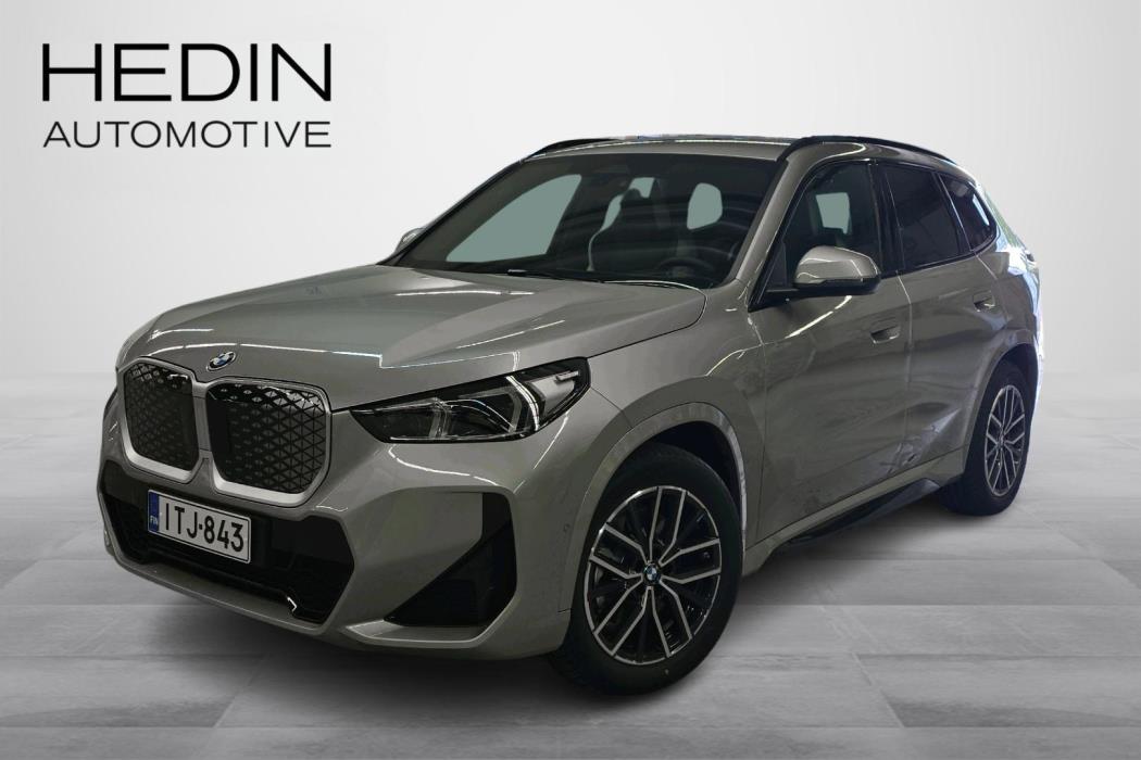 BMW iX1 2026