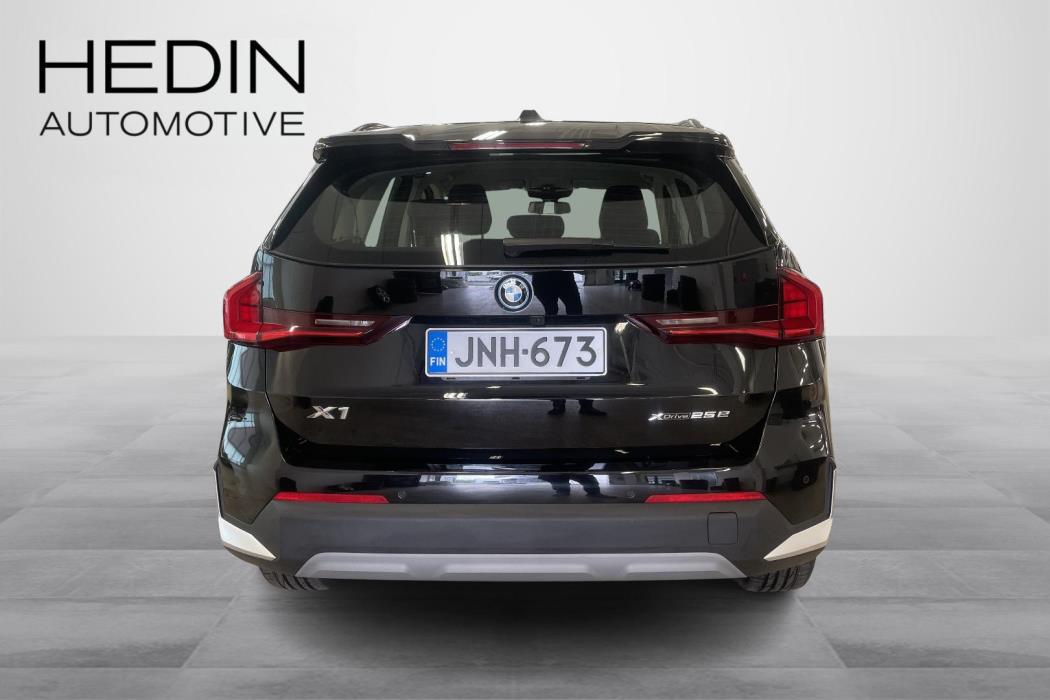 BMW X1 2024