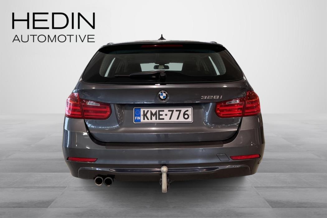 BMW 328 2013