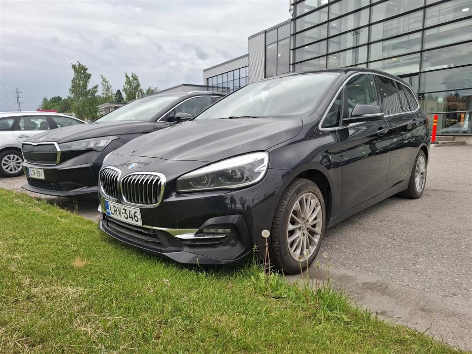 BMW 218 2023