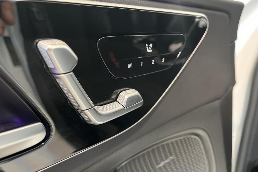 Mercedes-Benz C 2023