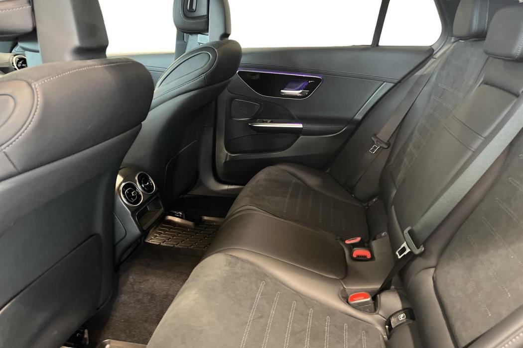 Mercedes-Benz C 2023