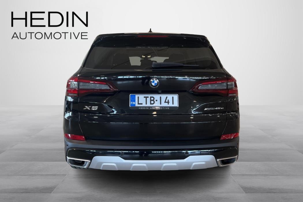 BMW X5 2021