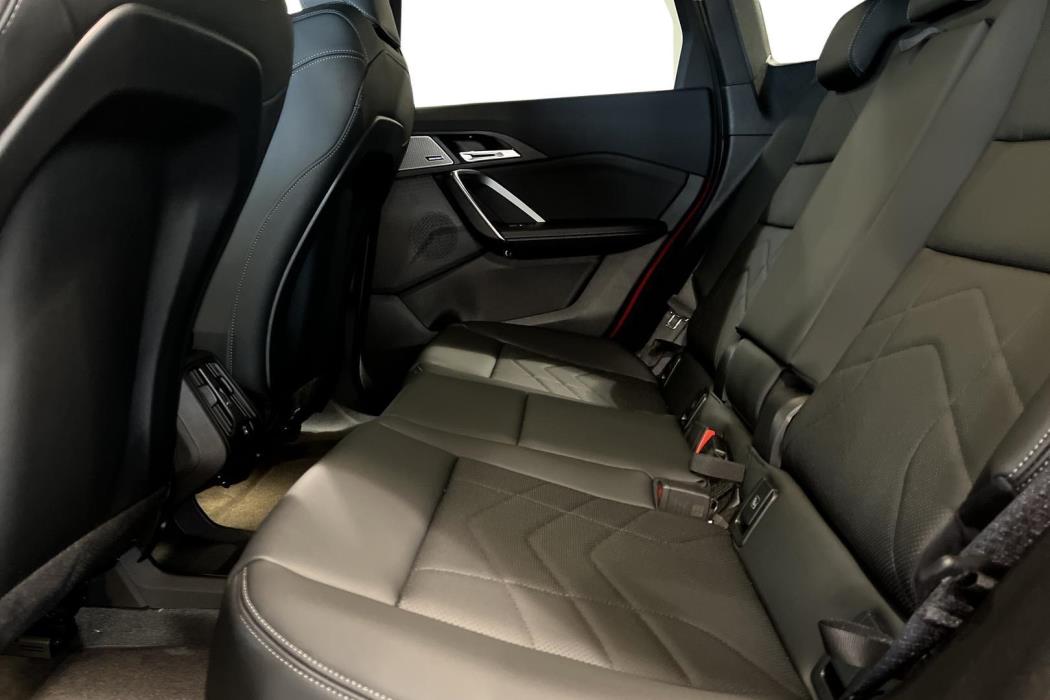 BMW iX1 2026