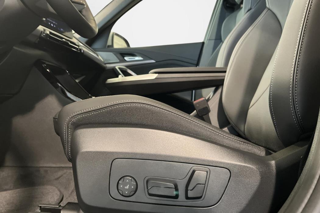 BMW iX1 2026