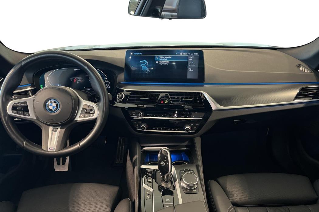 BMW 530 2024
