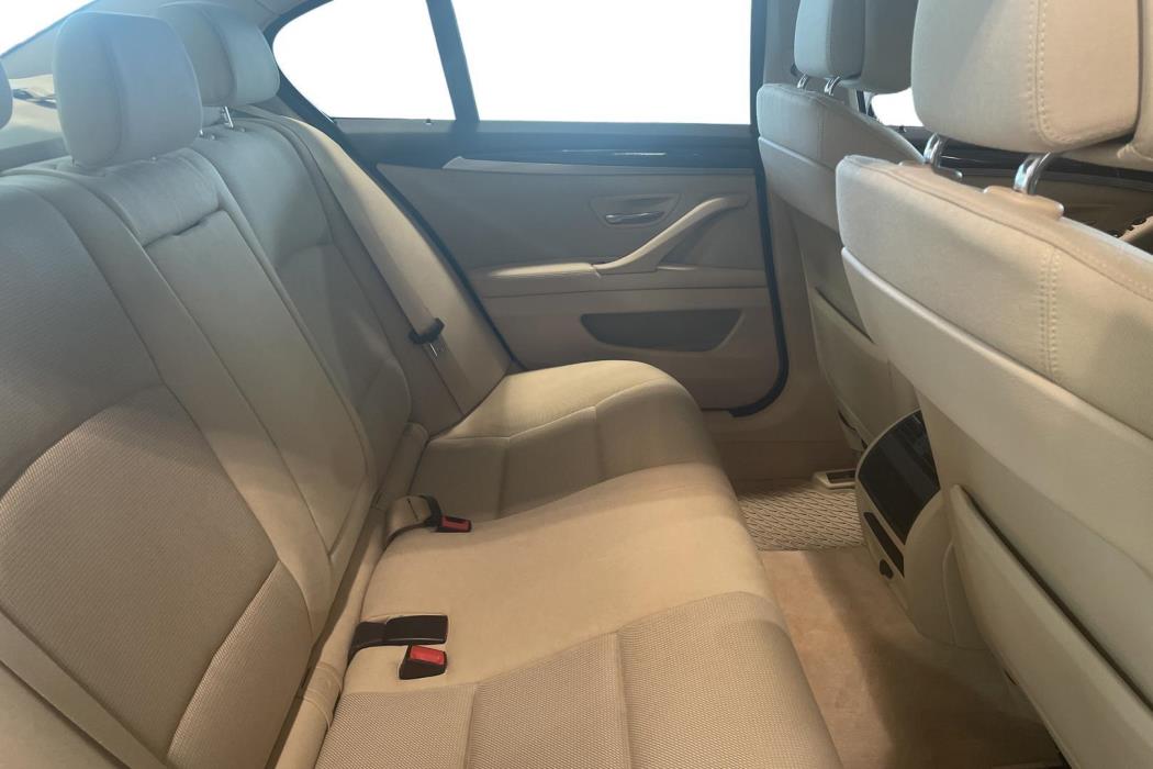BMW 520 2013