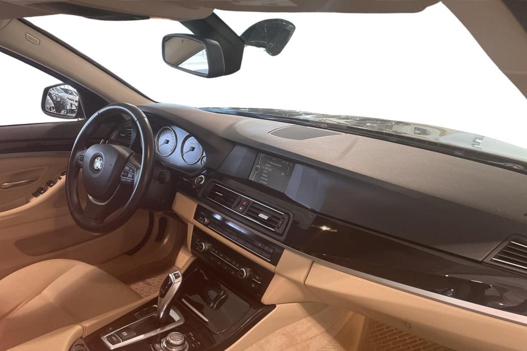 BMW 520 2013
