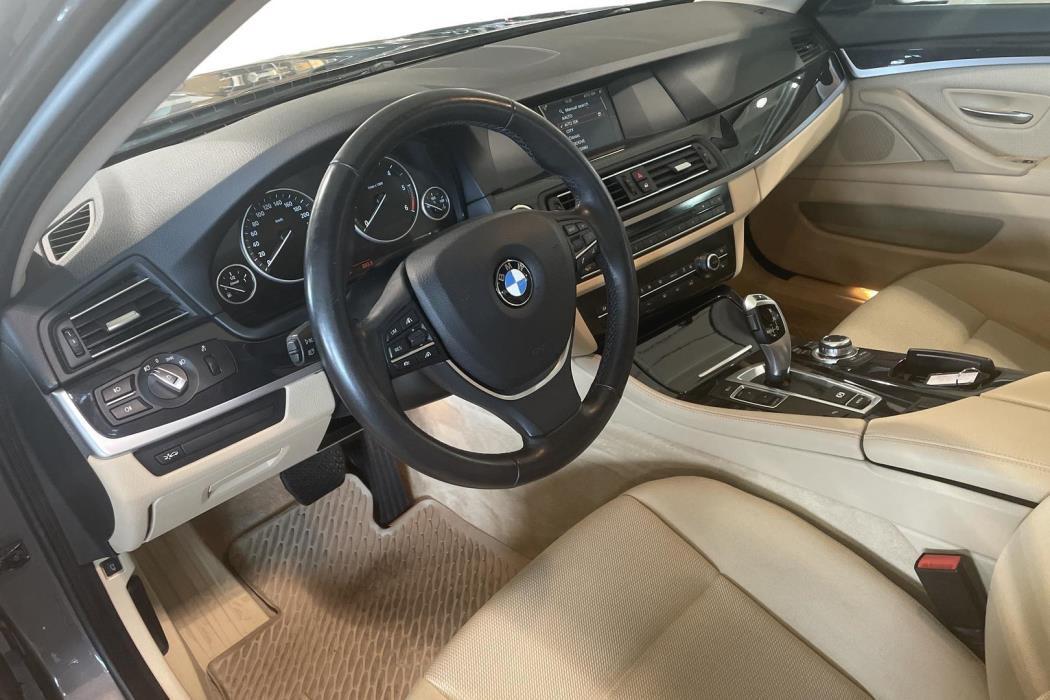 BMW 520 2013