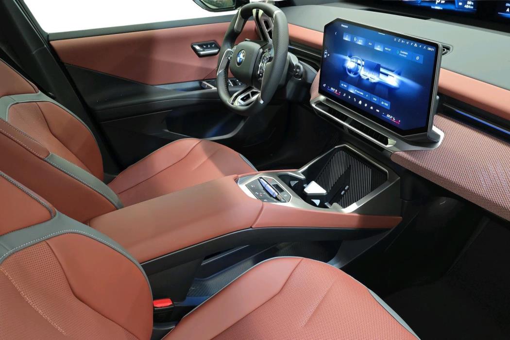 BMW iX3 2026