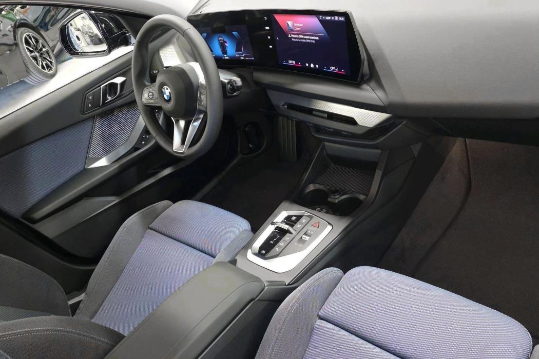BMW 120 2026