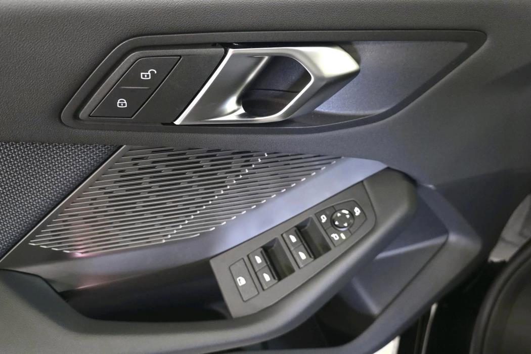 BMW 120 2026