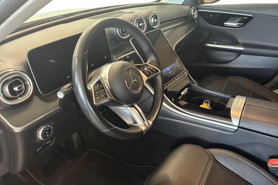 MERCEDES-BENZ C 2023
