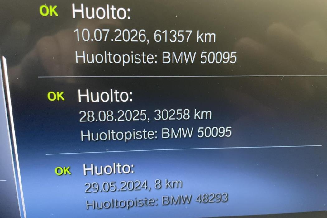 BMW 330 2024