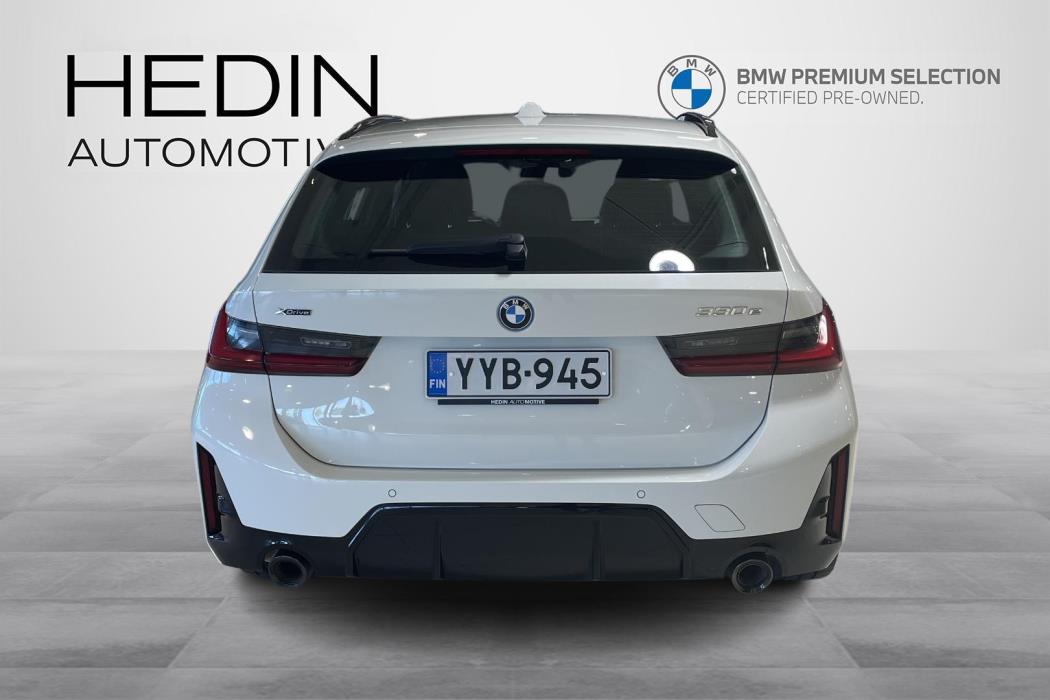 BMW 330 2024