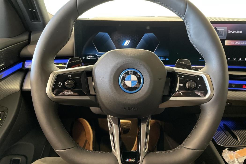 BMW 530 2025