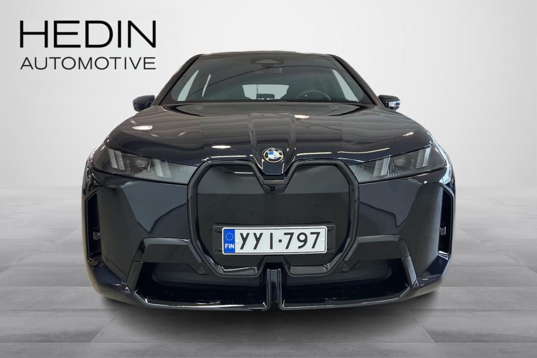BMW iX 2025