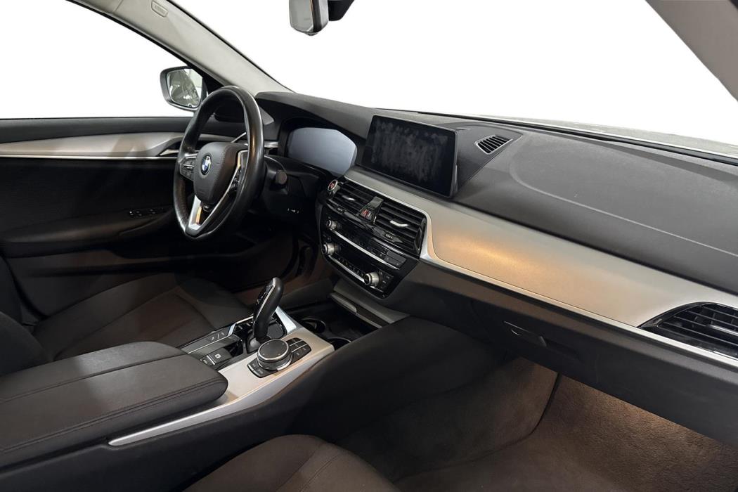 BMW 530 2020
