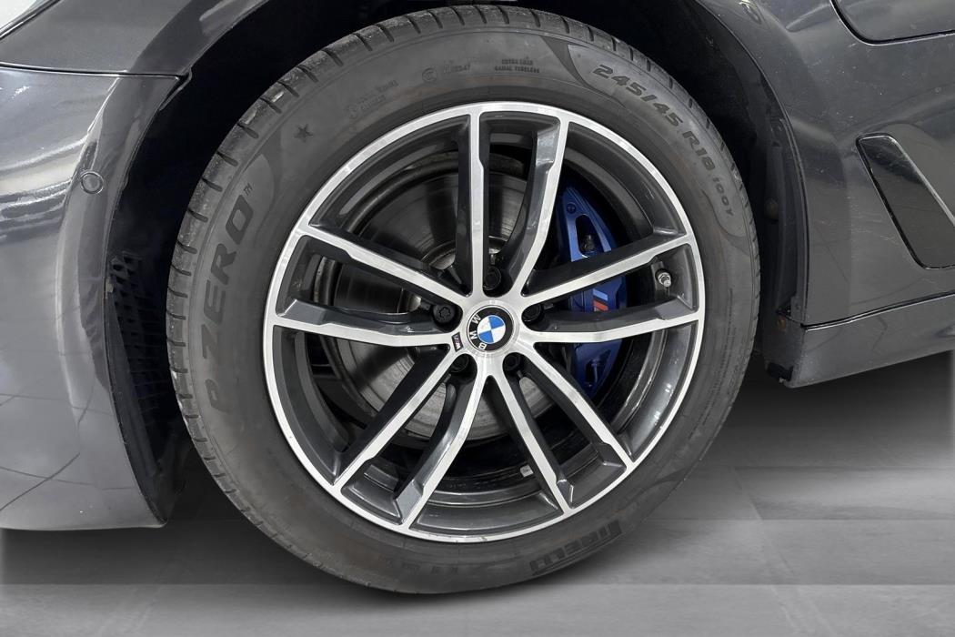 BMW 530 2021