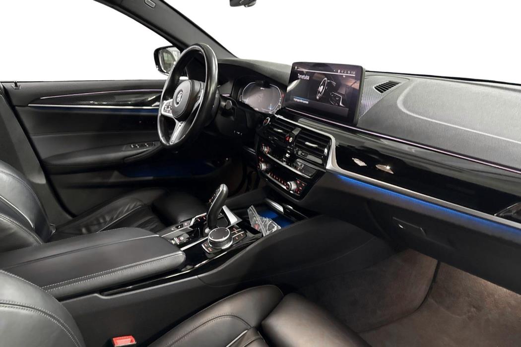 BMW 530 2021