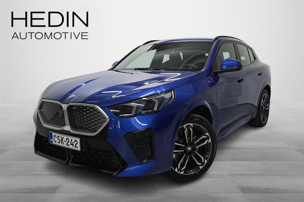 BMW iX2 2025
