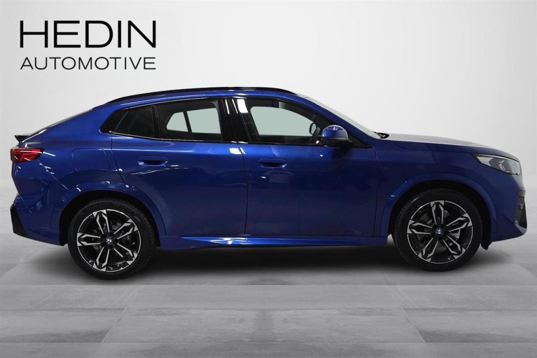 BMW iX2 2025
