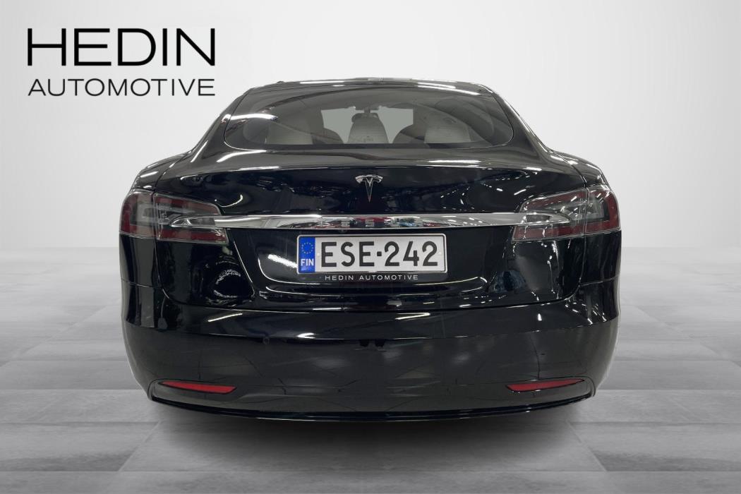 TESLA MODEL S 2020