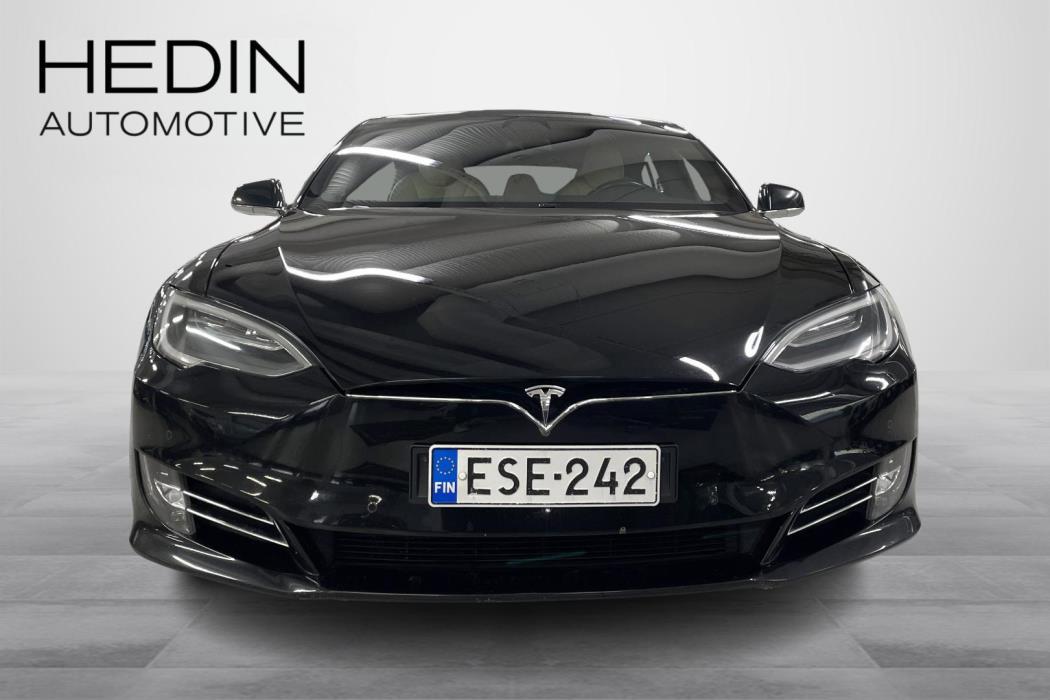 TESLA MODEL S 2020