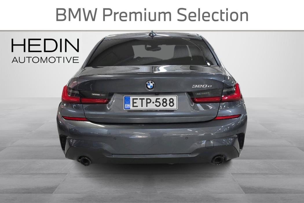 BMW 320 2021