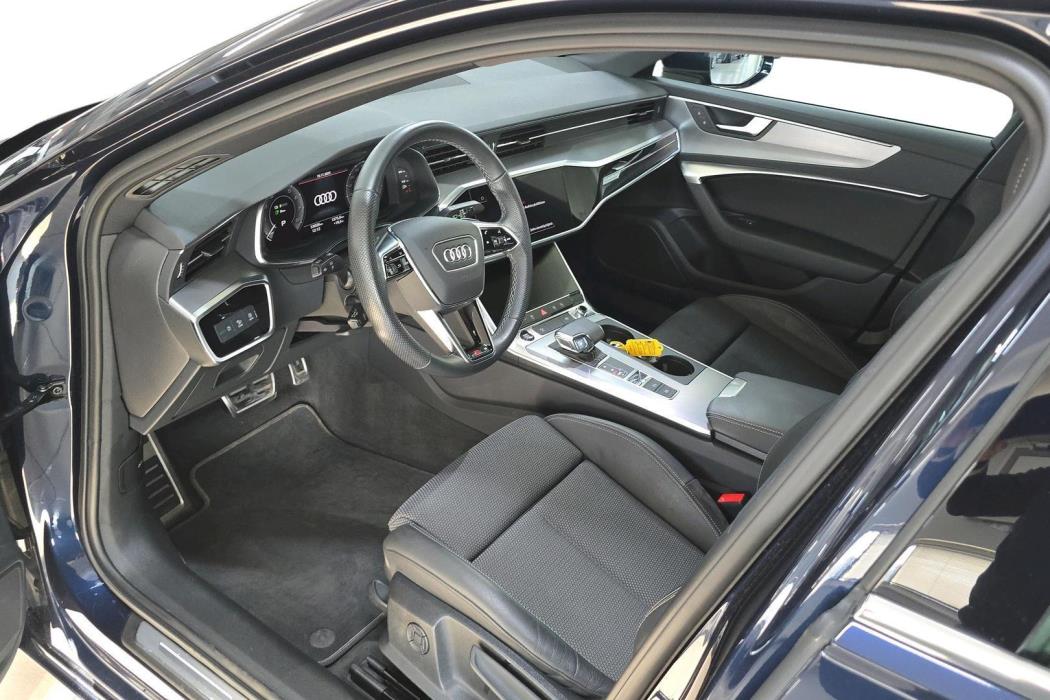 AUDI A6 2022