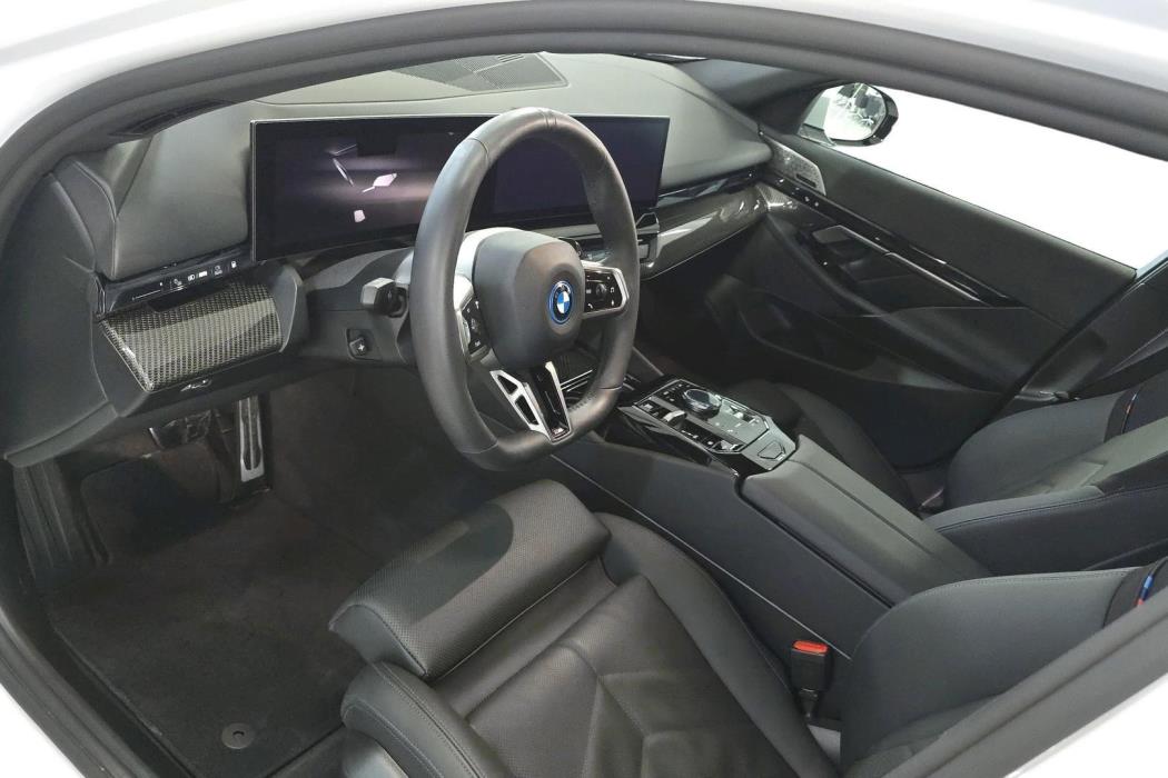 BMW 550 2026