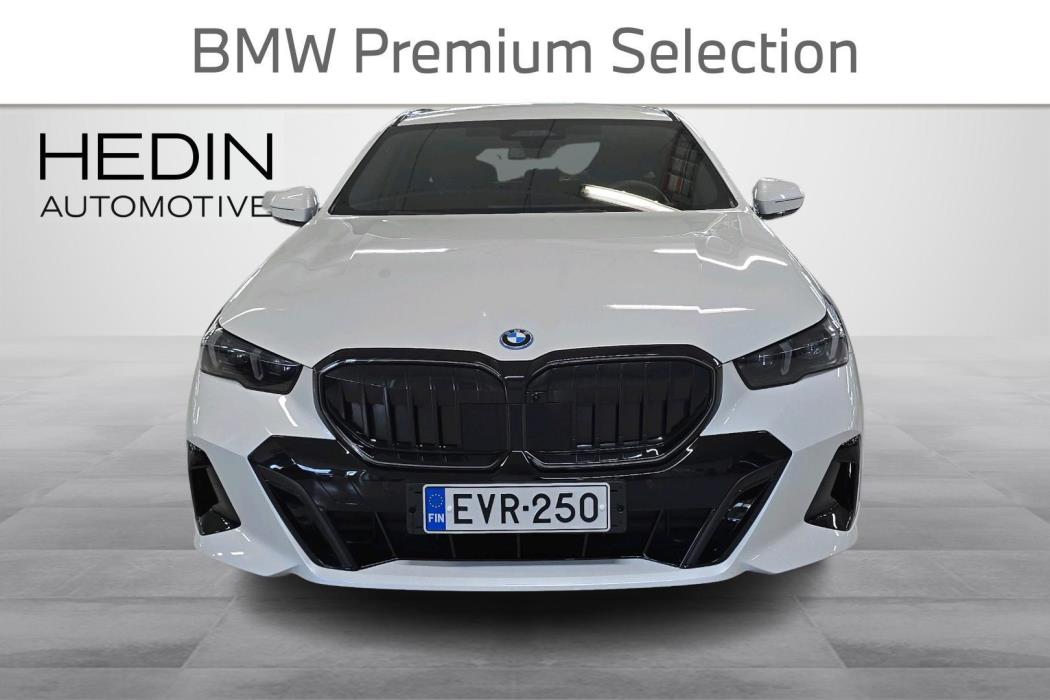 BMW 550 2026