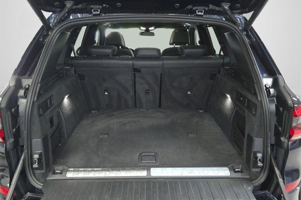 BMW X5 2021