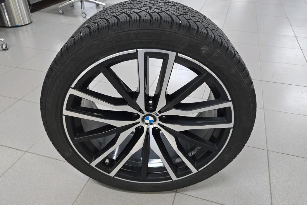 BMW X5 2021