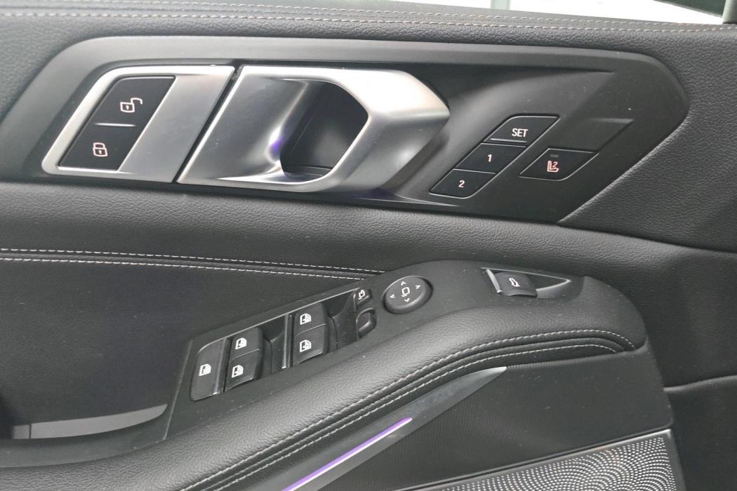 BMW X5 2021