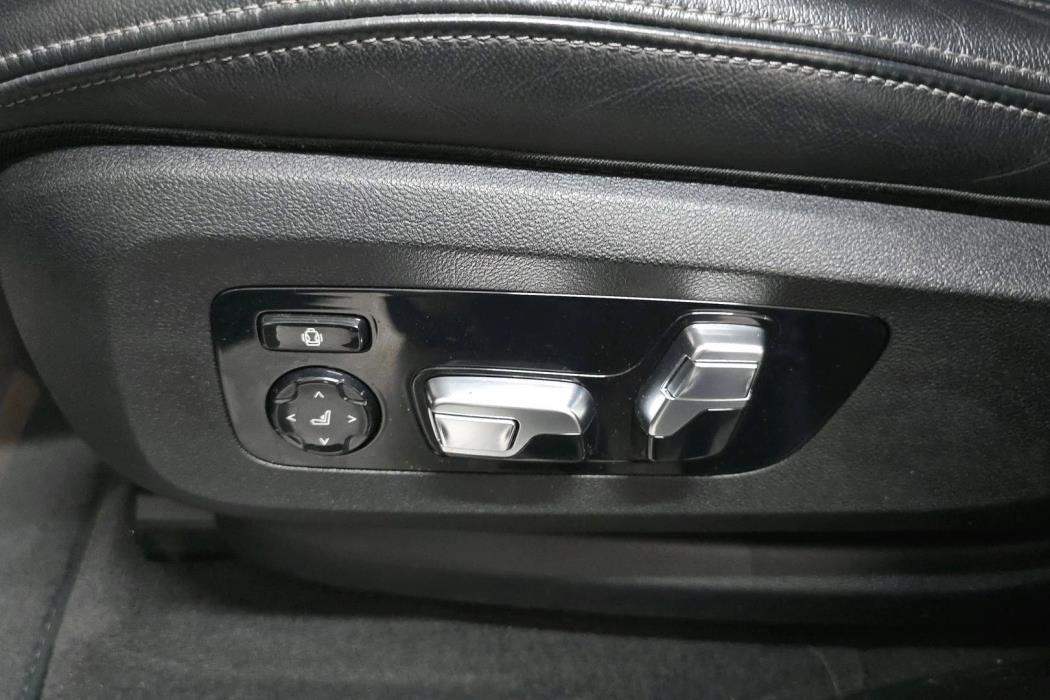 BMW X5 2021