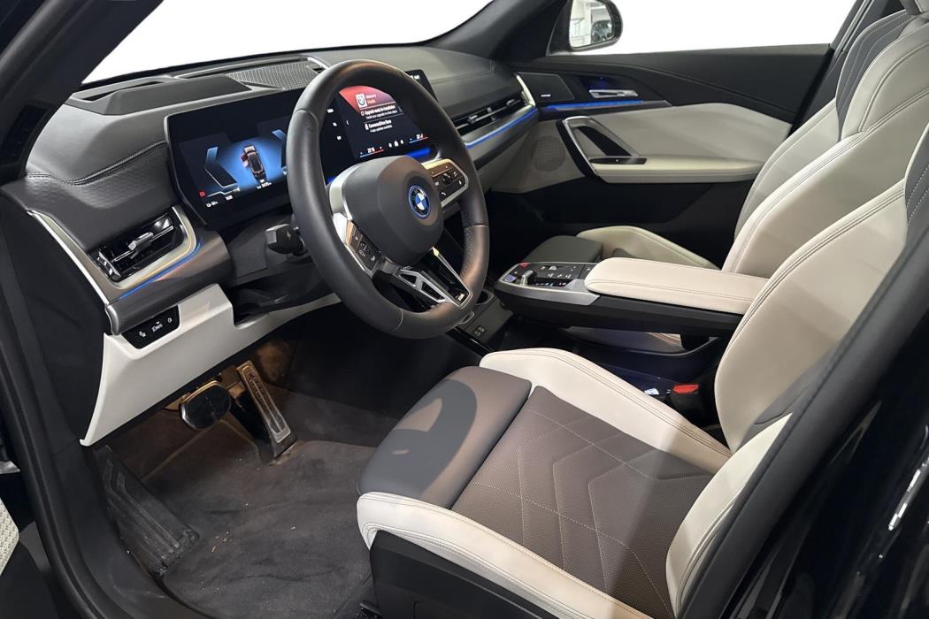 BMW iX2 2026