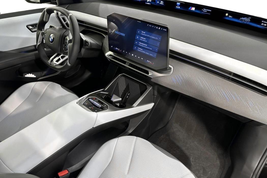 BMW iX3 2026