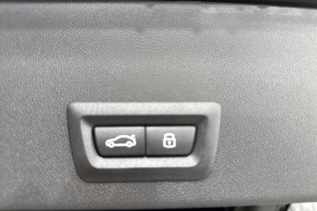 BMW iX3 2026