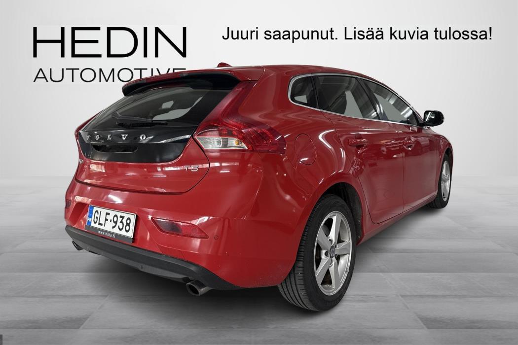Volvo V40 2014
