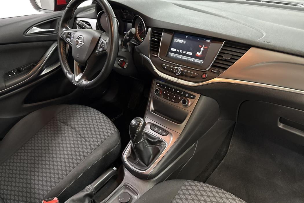 Opel Astra 2015