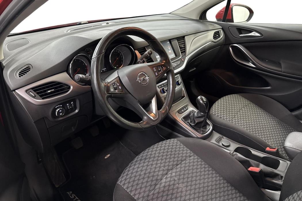 Opel Astra 2015