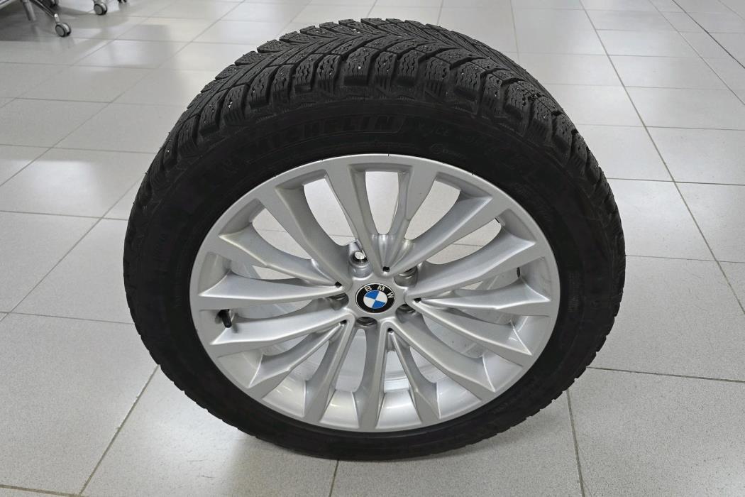 BMW 518 2019