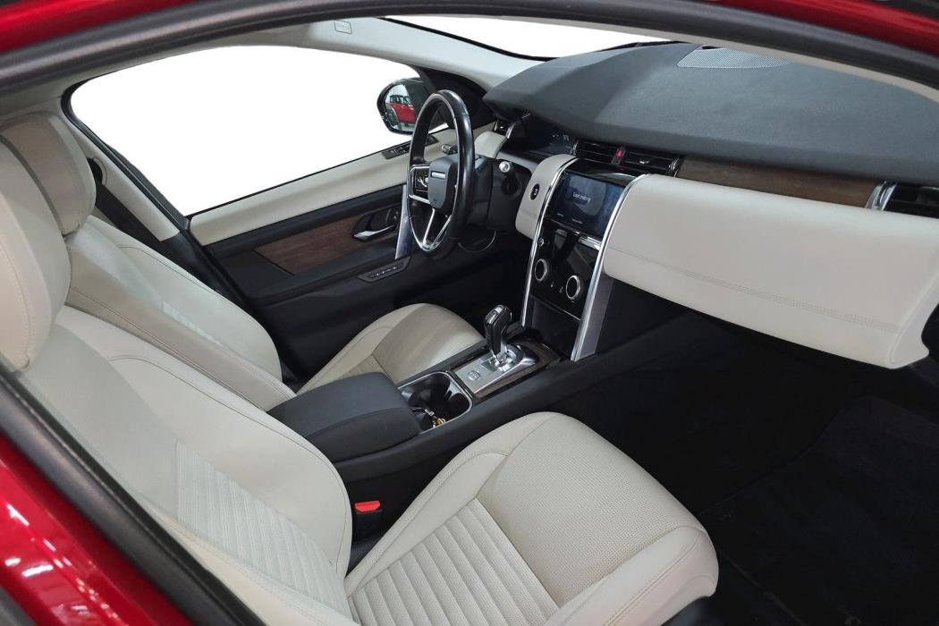 Land Rover Discovery Sport 2021