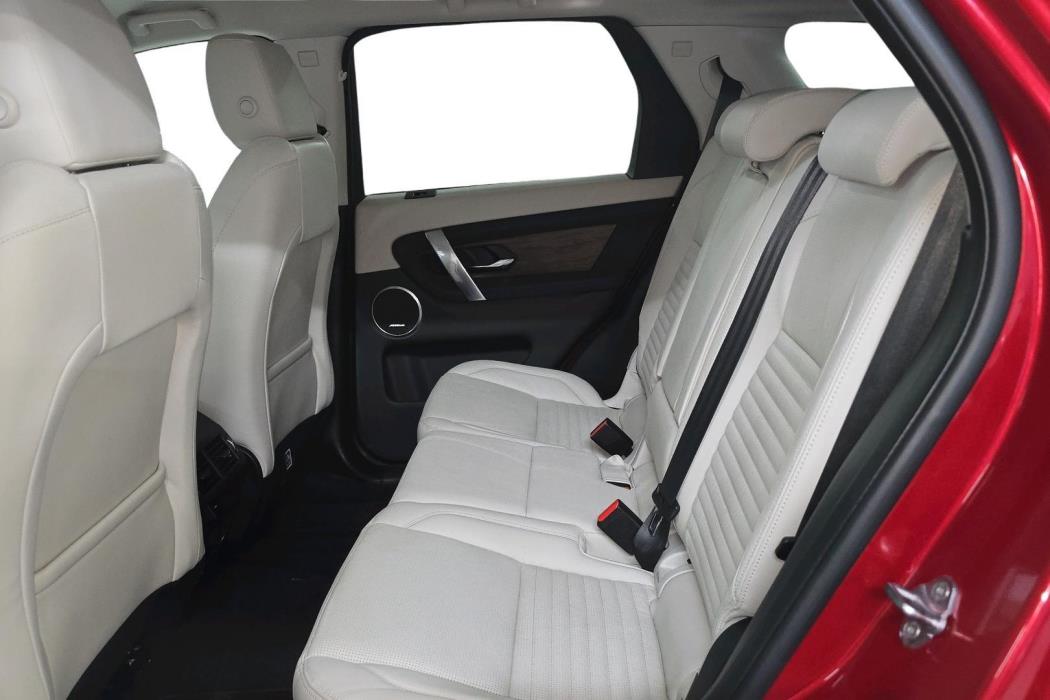 Land Rover Discovery Sport 2021