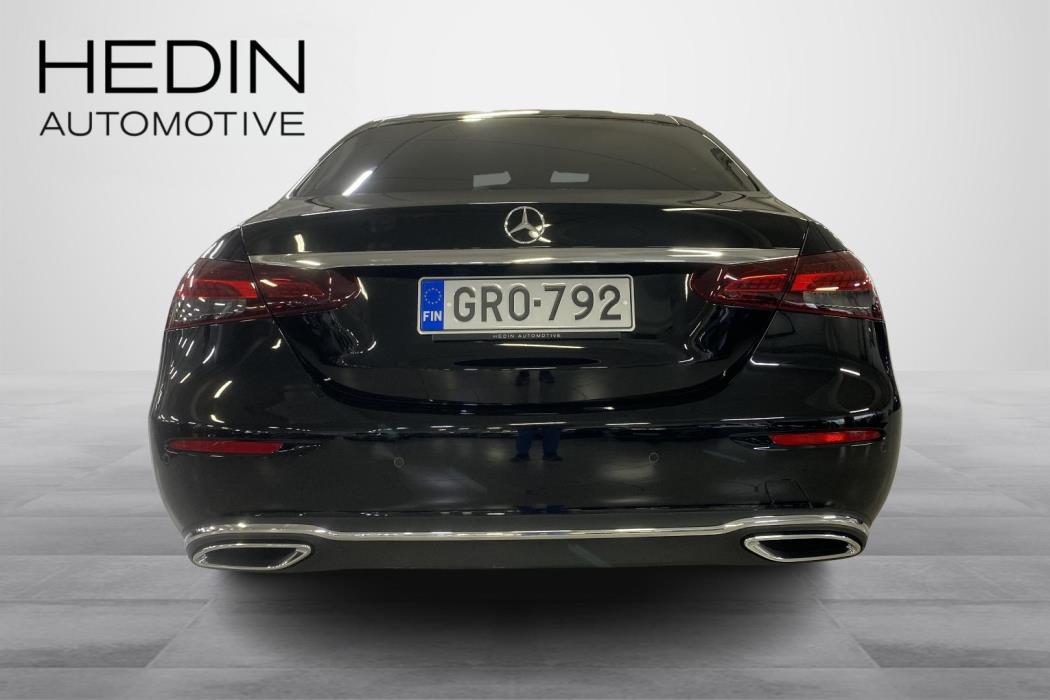 Mercedes-Benz E 2023